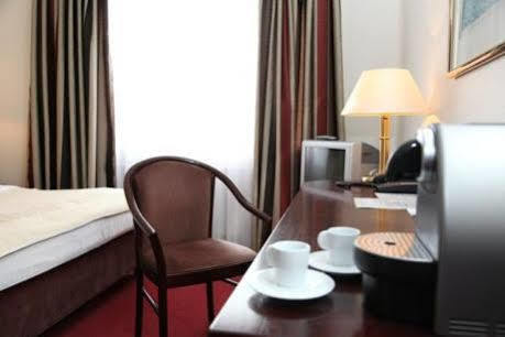 Hotel Wilhelm Busch Norderstedt Luaran gambar